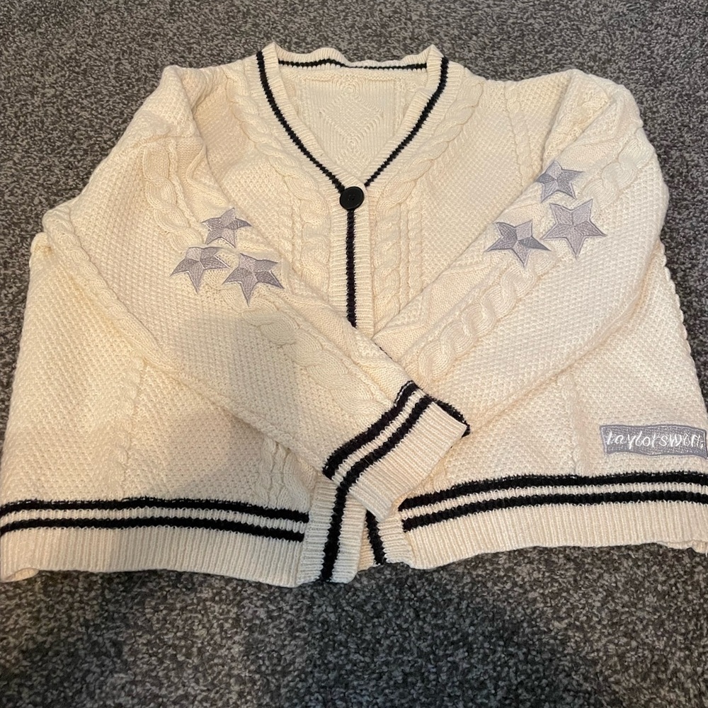 Taylor Swift folklore cardigan dupe small